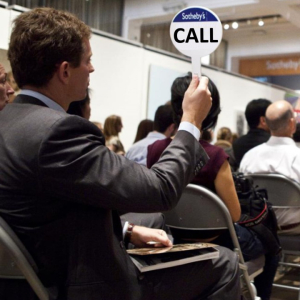 What are binary auctions?